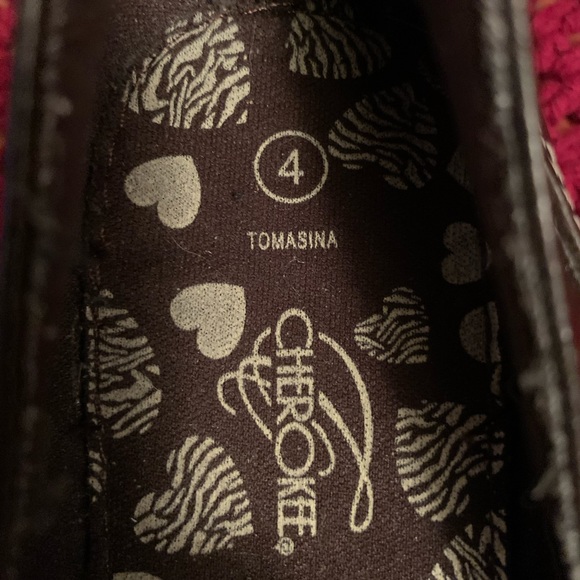 Women shoes by Cherokee pre-owned, Like New - Picture 4 of 4